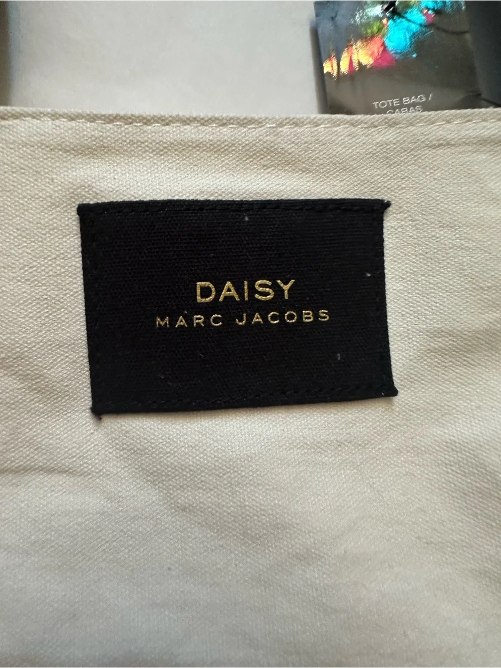 Daisy Marc Jacobs Tote Bag Beige with Good Glitter Sides NWT